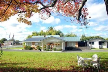 Fairy Springs Motel