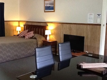 Fairy Springs Motel