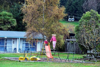 Fairy Springs Motel