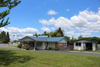 Fairy Springs Motel
