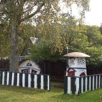 Fairy Springs Motel