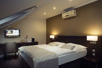 Hotel Ambassador
