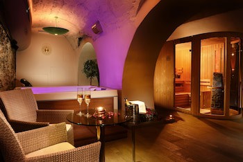 Hotel Ambassador