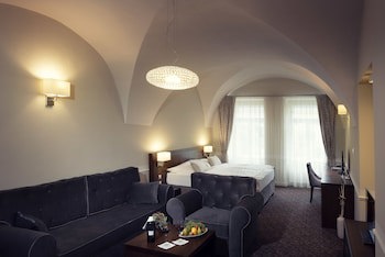 Hotel Ambassador