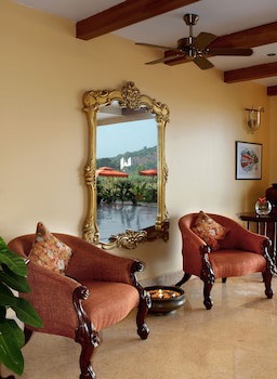 Acron Candolim Regina