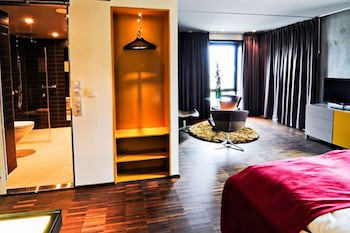Comfort Hotel Square