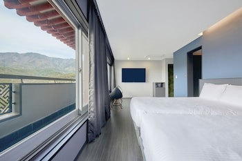 Kolon Hotel