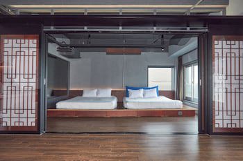Kolon Hotel