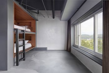 Kolon Hotel