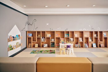 Kolon Hotel