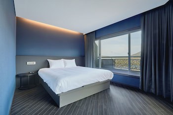 Kolon Hotel
