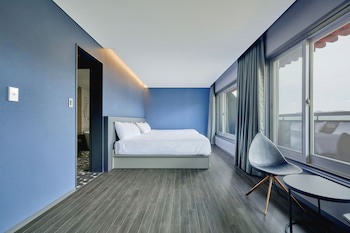 Kolon Hotel