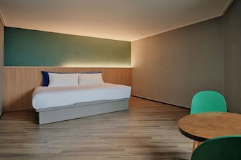 Kolon Hotel