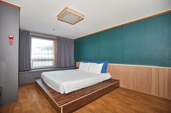 Kolon Hotel