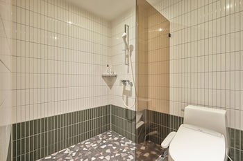 Kolon Hotel
