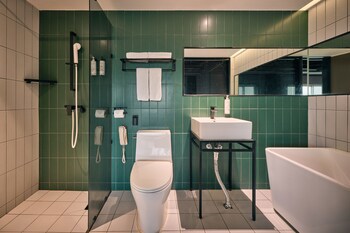Kolon Hotel