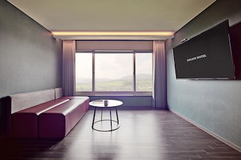 Kolon Hotel