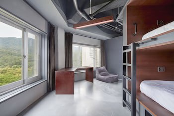 Kolon Hotel