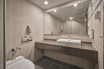 Kolon Hotel