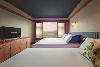 Kolon Hotel