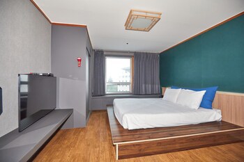 Kolon Hotel