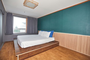 Kolon Hotel