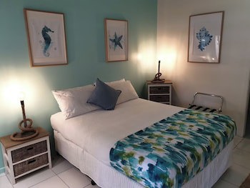 Erakor Island Resort & Spa