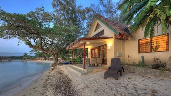 Erakor Island Resort & Spa