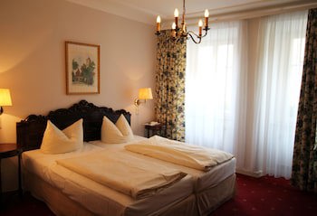Hotel Goldener Hirsch galeri fotoğrafı