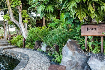 Jicaro Island Ecolodge - Adults Oriented