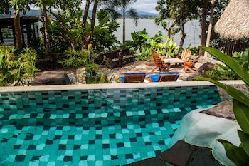 Jicaro Island Ecolodge - Adults Oriented