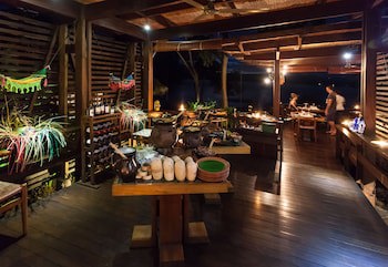 Jicaro Island Ecolodge - Adults Oriented