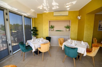 Euro Garni Hotel