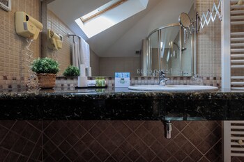 Euro Garni Hotel