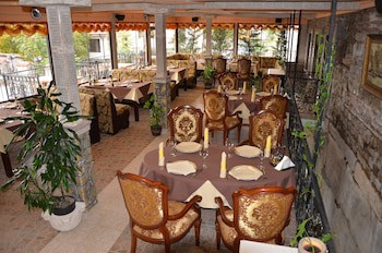 Boris Palace Boutique Hotel & Winery