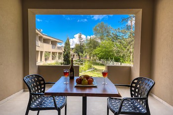 Folies Corfu Hotel Apartments
