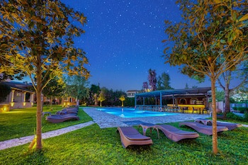 Folies Corfu Hotel Apartments