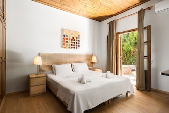 Folies Corfu Hotel Apartments