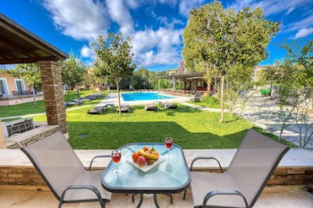 Folies Corfu Hotel Apartments