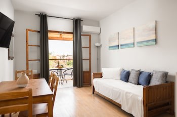 Folies Corfu Hotel Apartments