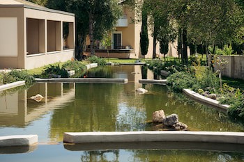 Folies Corfu Hotel Apartments
