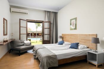 Folies Corfu Hotel Apartments
