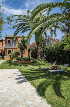 Folies Corfu Hotel Apartments