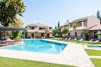Folies Corfu Hotel Apartments
