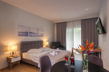 Folies Corfu Hotel Apartments