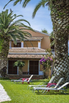 Folies Corfu Hotel Apartments