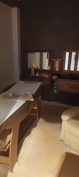 Mont Helmos Hotel