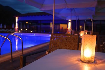 Mont Helmos Hotel