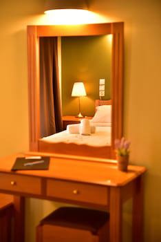Mont Helmos Hotel