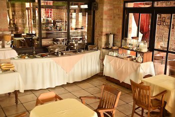 Mont Helmos Hotel
